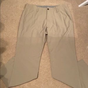 Under armor lightweight active pants